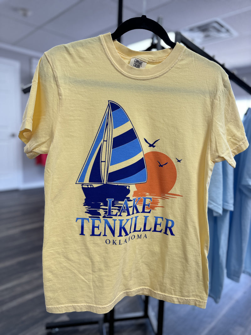 Lake Tenkiller 80's Sailboat T-Shirt